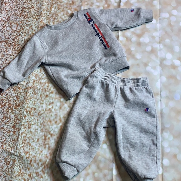 Champion Other - Champion Toddler Outfit Size 24 months
